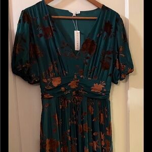 Baltic Born Leslie large jade Gown Copper Floral velvet burnout bump friendly